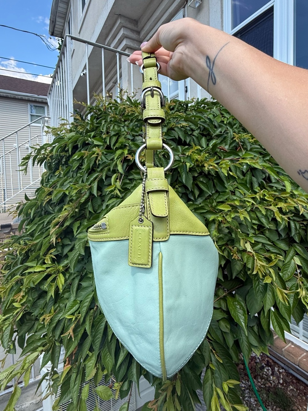 Coach Laura Hobo Bag Y2K Vintage Leather Colorblock Mint Chartreuse Lime Bag - Picture 4 of 9